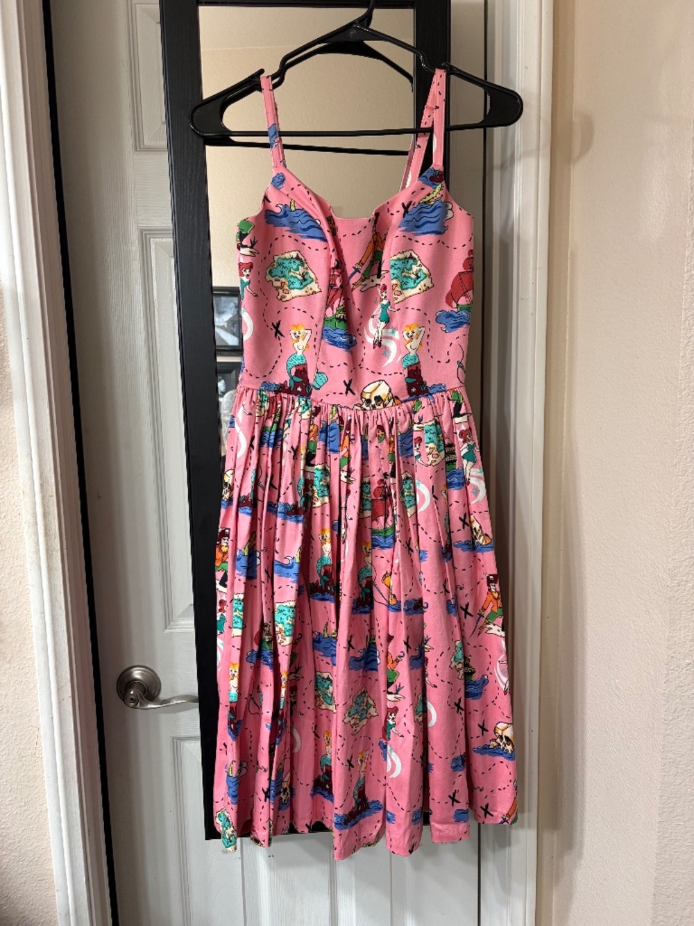 Pinup Couture Jenny Dress in Neverland print Size s
